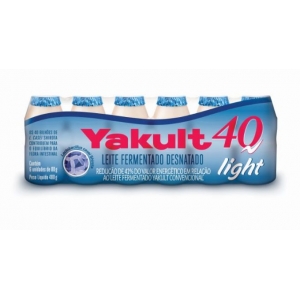 Leite fermentado desnatado Light Yakult Pack com 6unidades de 80g